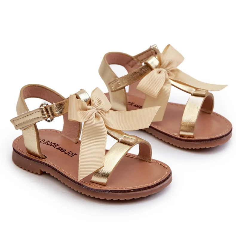 Children's sandals with a Velcro bow, gold Joratia golden