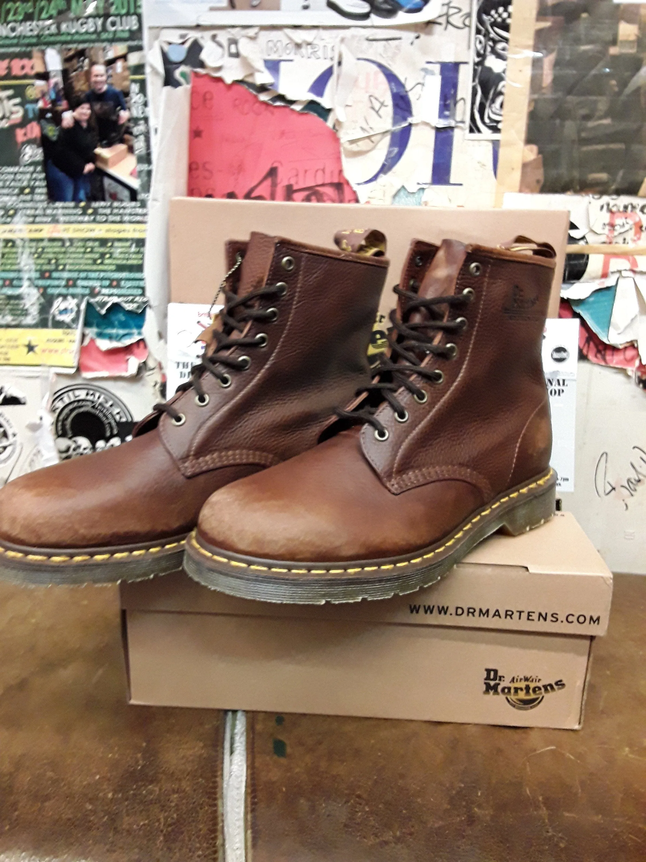 Dr Martens 1460 Tan Worn Out Grizzly Size 10