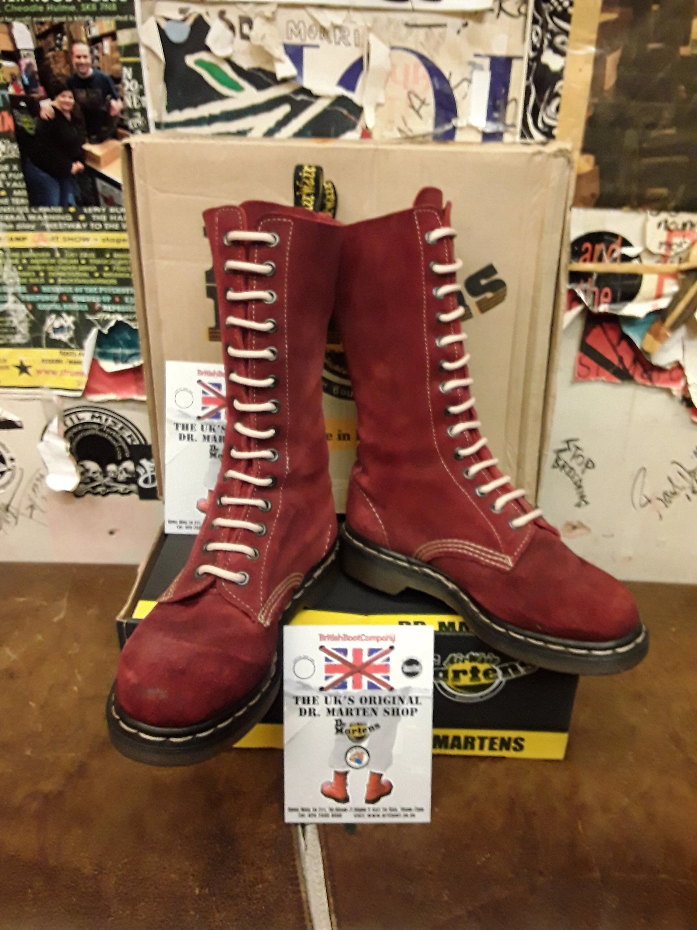 Dr Martens 1a68 FireRed Waxy Suede 14 Hole Size 4