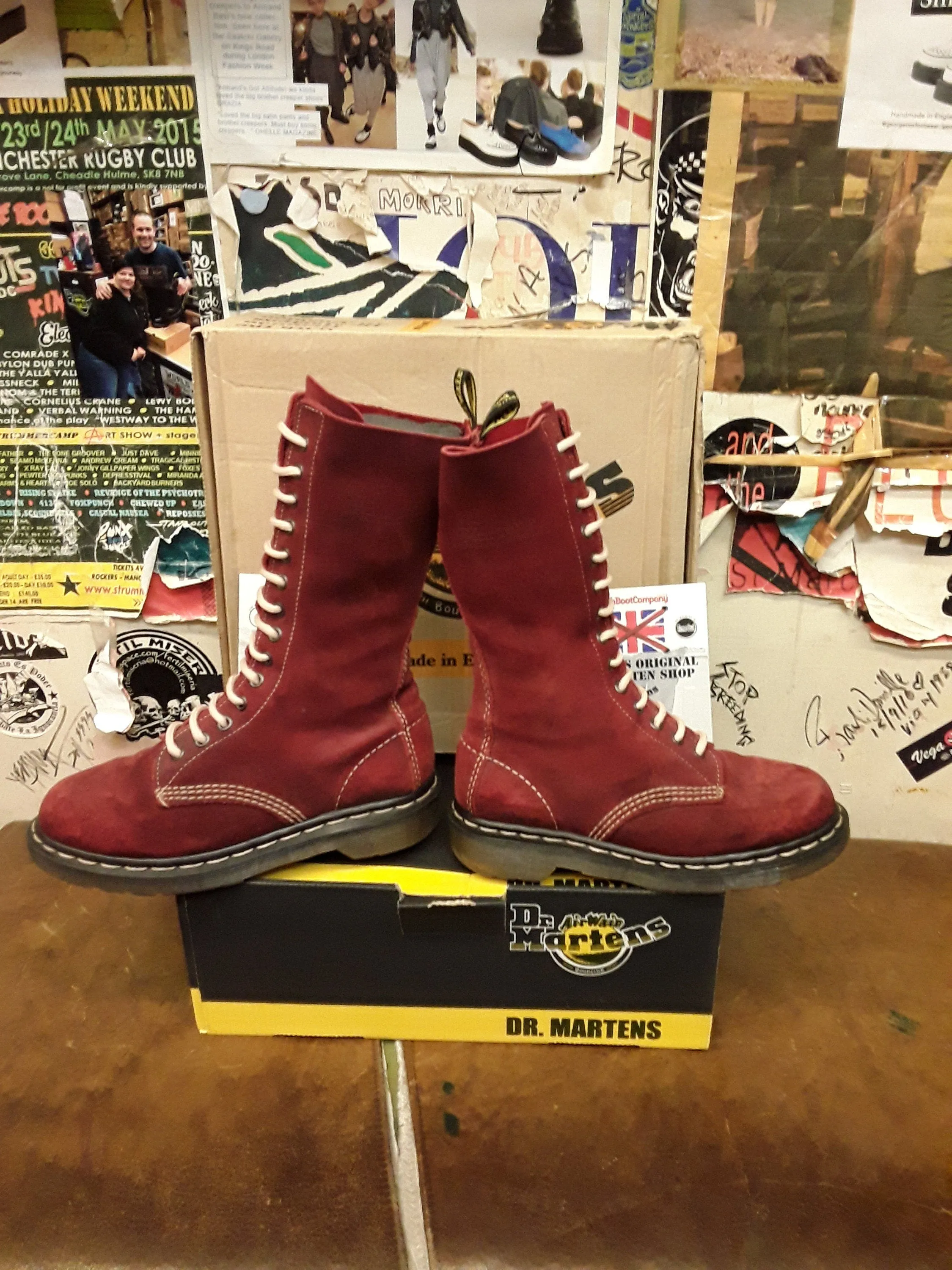 Dr Martens 1a68 FireRed Waxy Suede 14 Hole Size 4