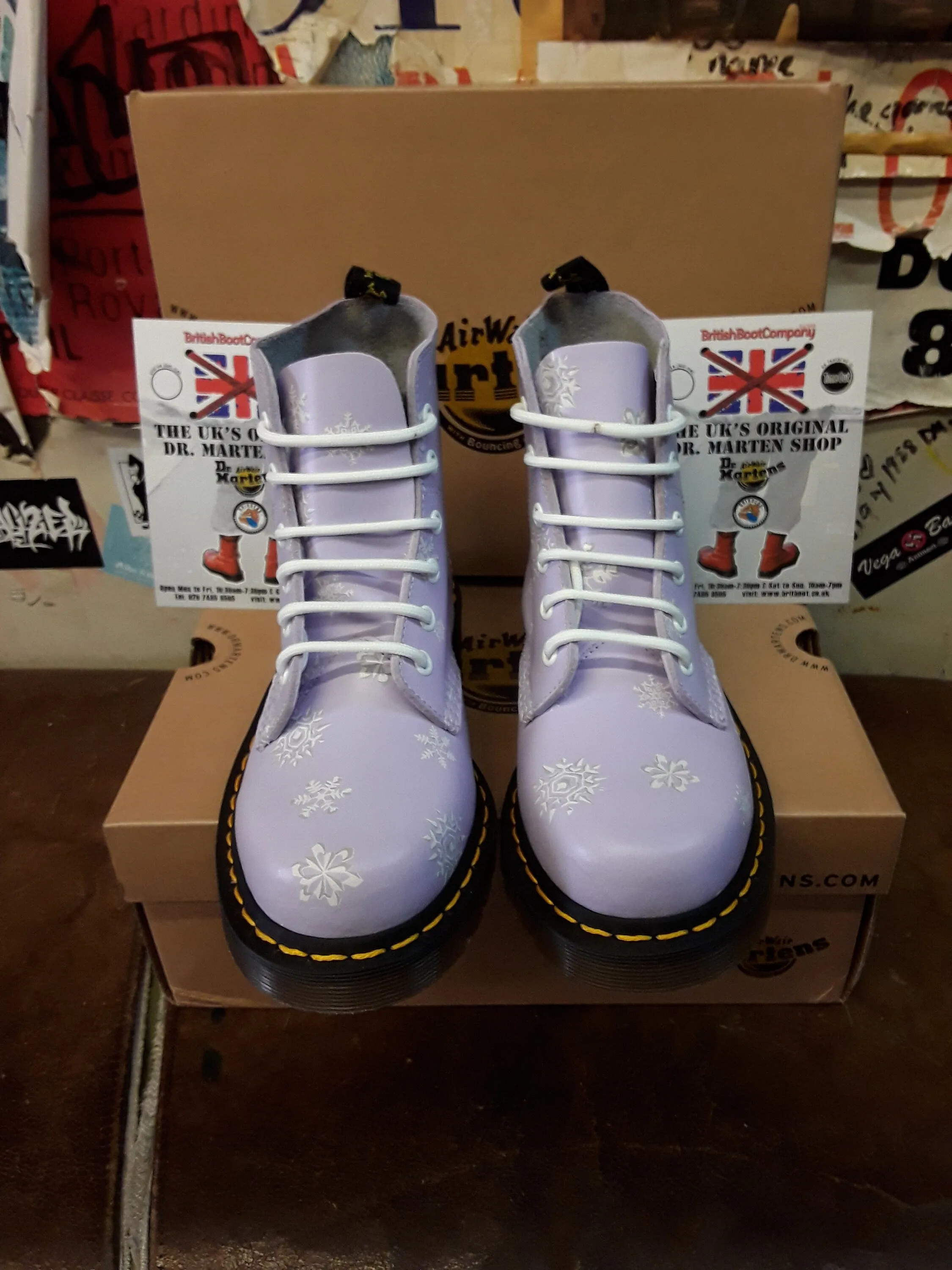 Dr Martens 8175 Lilac and Snowflake 6 Hole Various Sizes