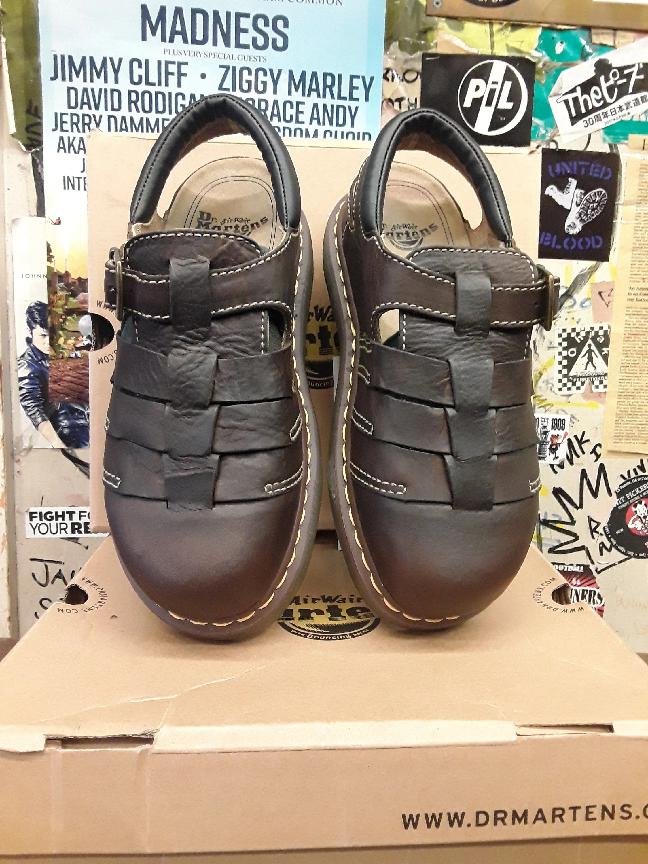 Dr Martens 8332 Bark Grizzly Sandal Size 10