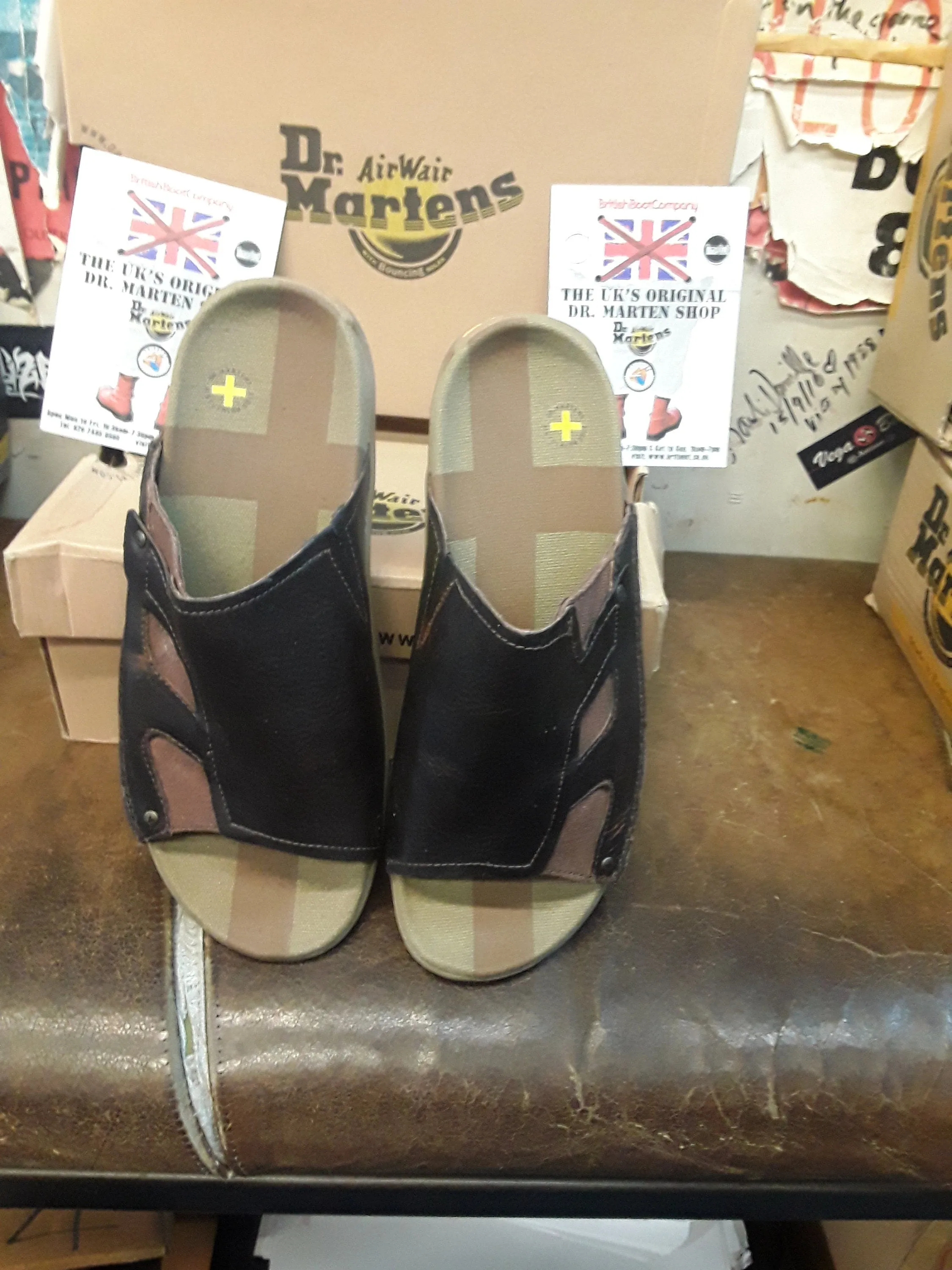 Dr Martens 8c35 Mens Brown Sandal Size 10