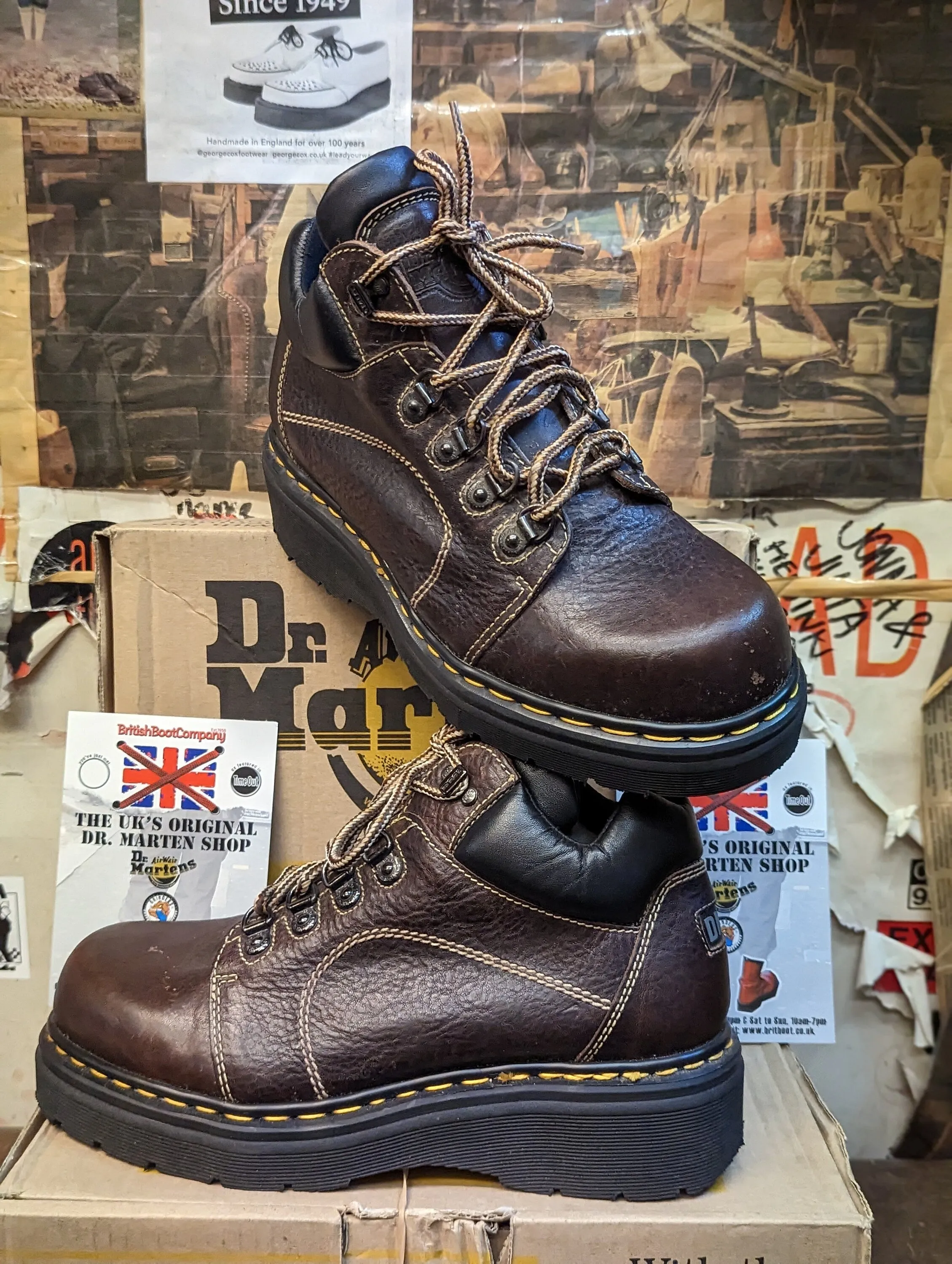 Dr Martens 9281 Made in England Bark Leather Size 9