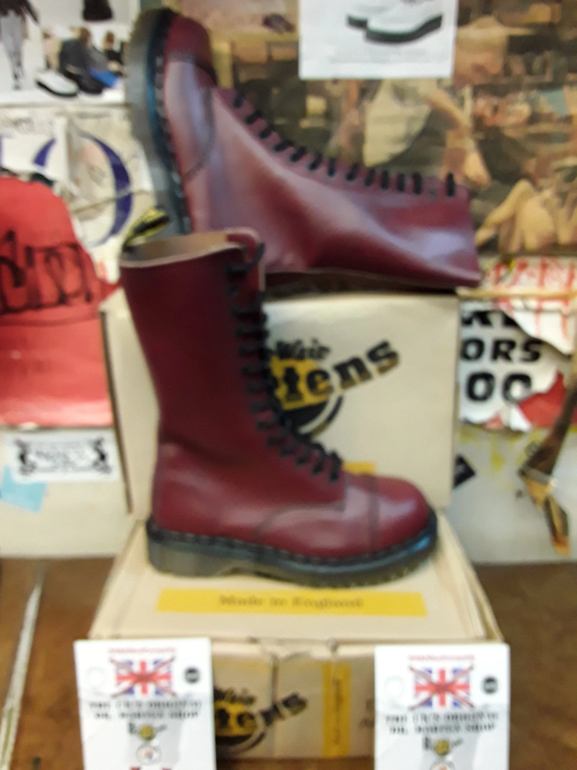 Dr Martens 9623 Cherry 14 Hole Made in England Size 6