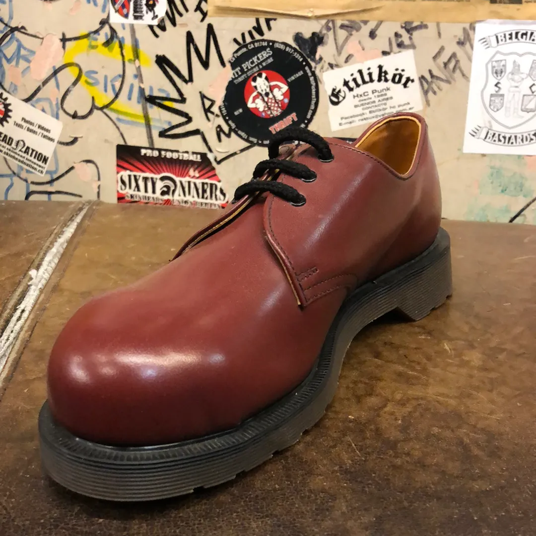 DR MARTENS - CHERRY RED STEEL TOE CAP SHOE - 1925 (3 EYELET)