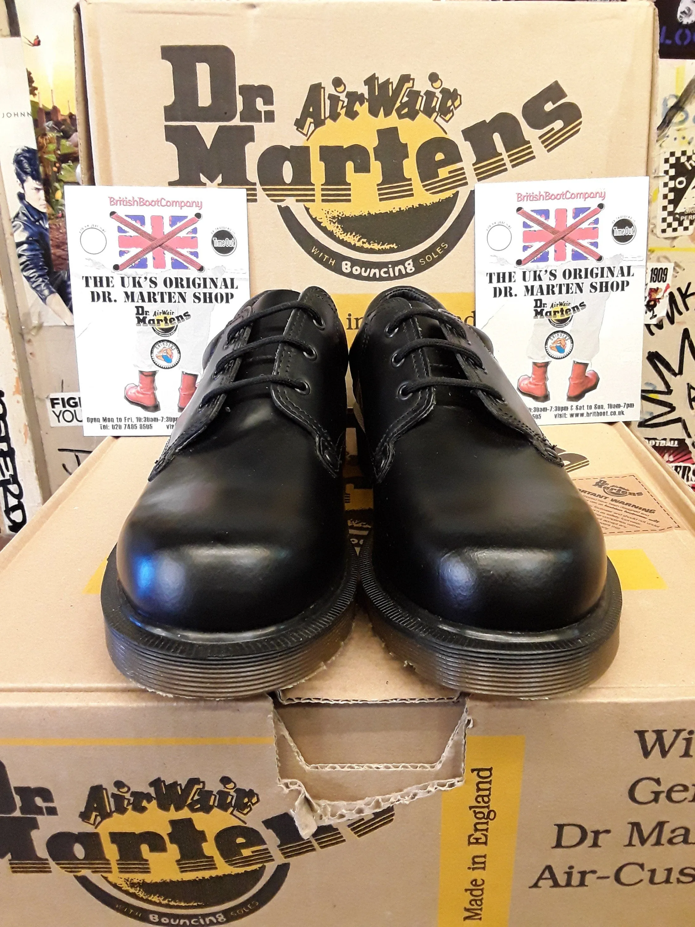 Dr Martens Made in England 3 Eyelet Padded Collar Shoe Size 5