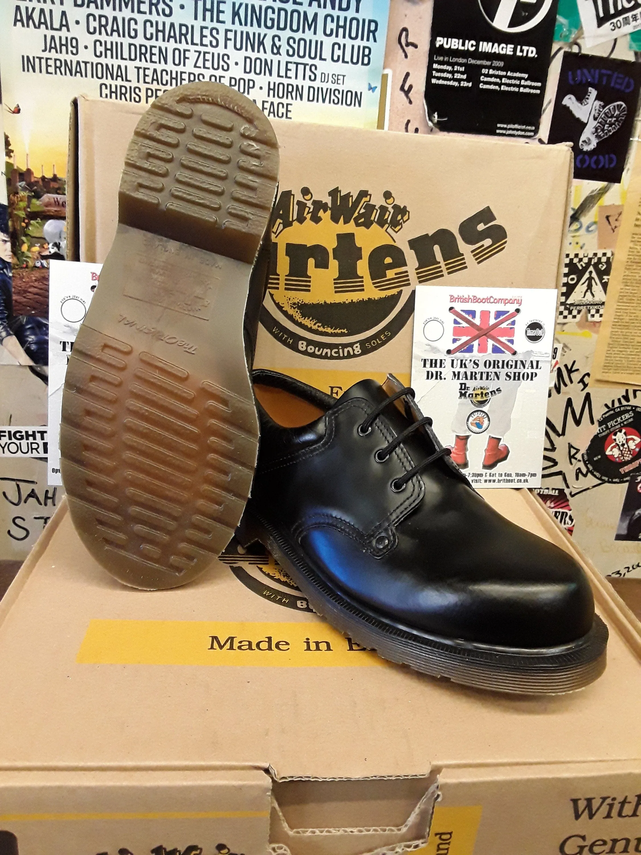 Dr Martens Made in England 3 Eyelet Padded Collar Shoe Size 5