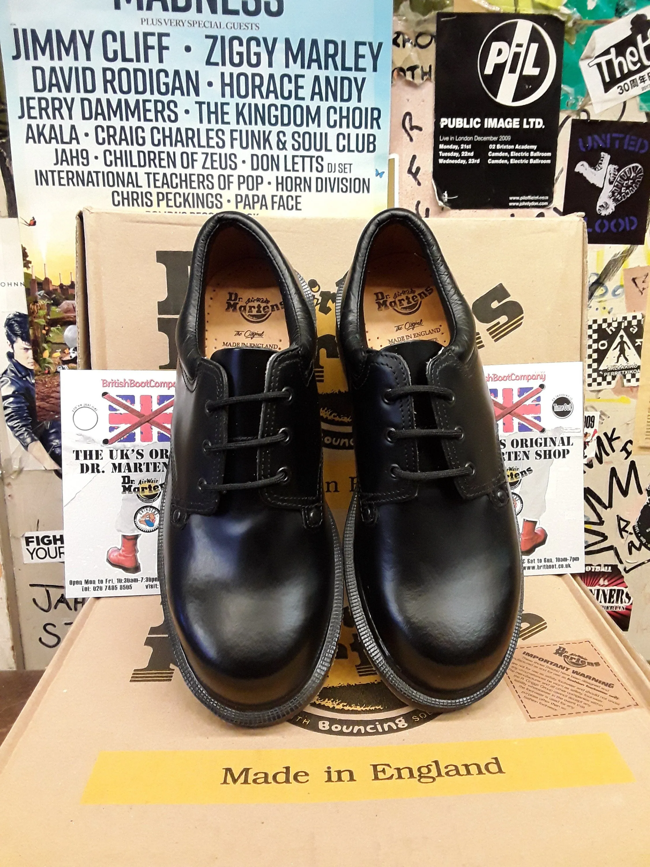 Dr Martens Made in England 3 Eyelet Padded Collar Shoe Size 5