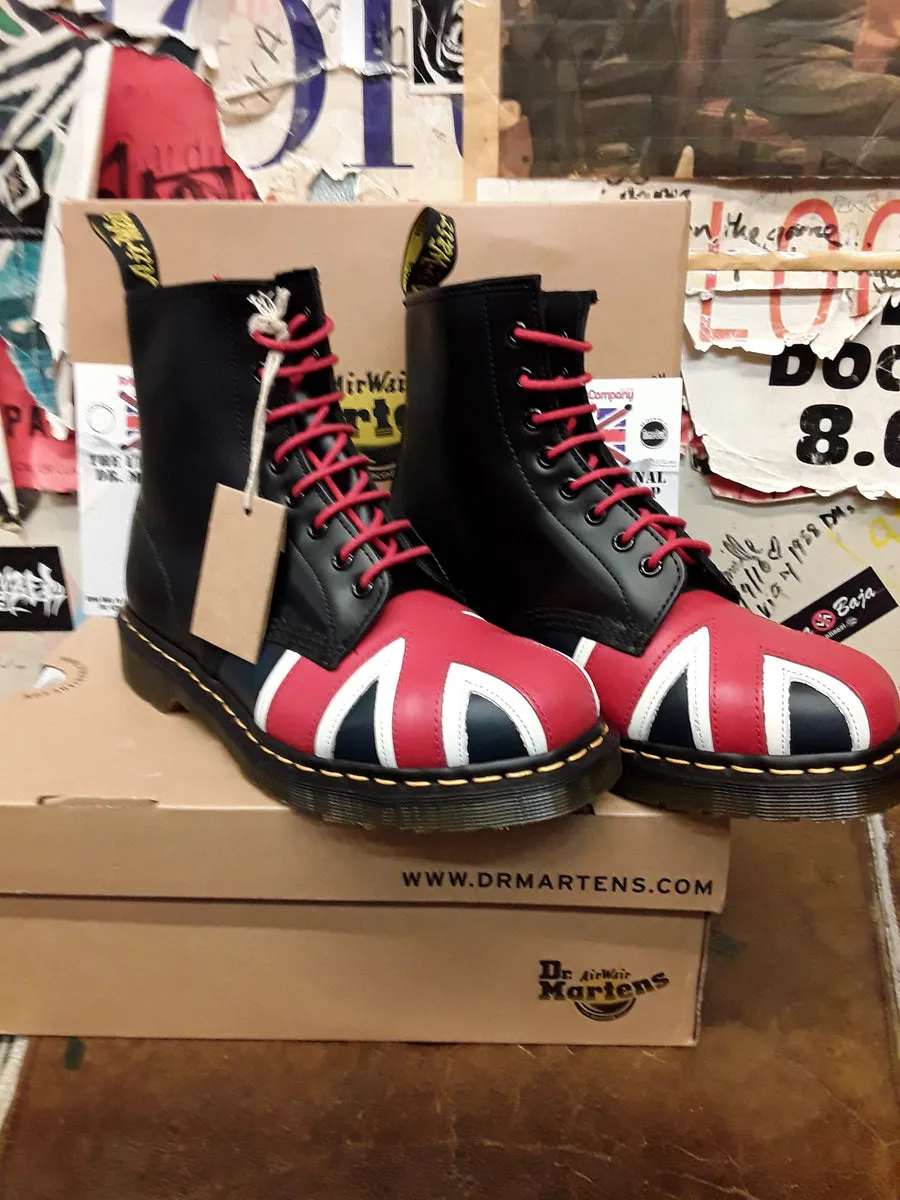 Dr Martens Union Jack 8 Hole Various Sizes