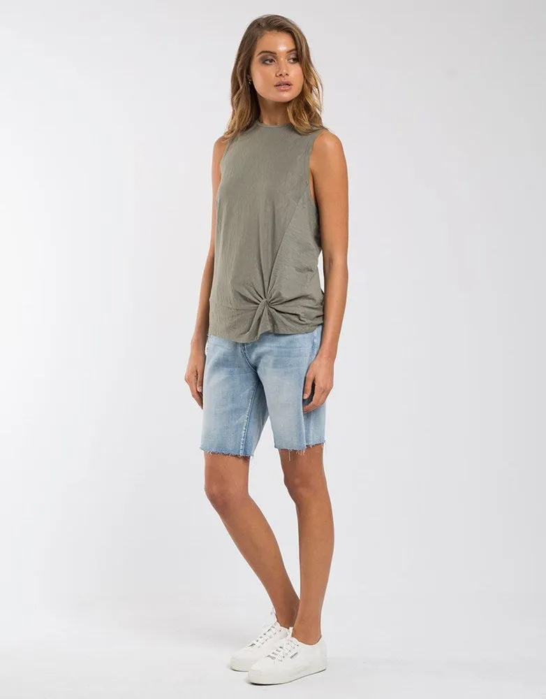 Foxwood Knot Front Crop Tank Khaki