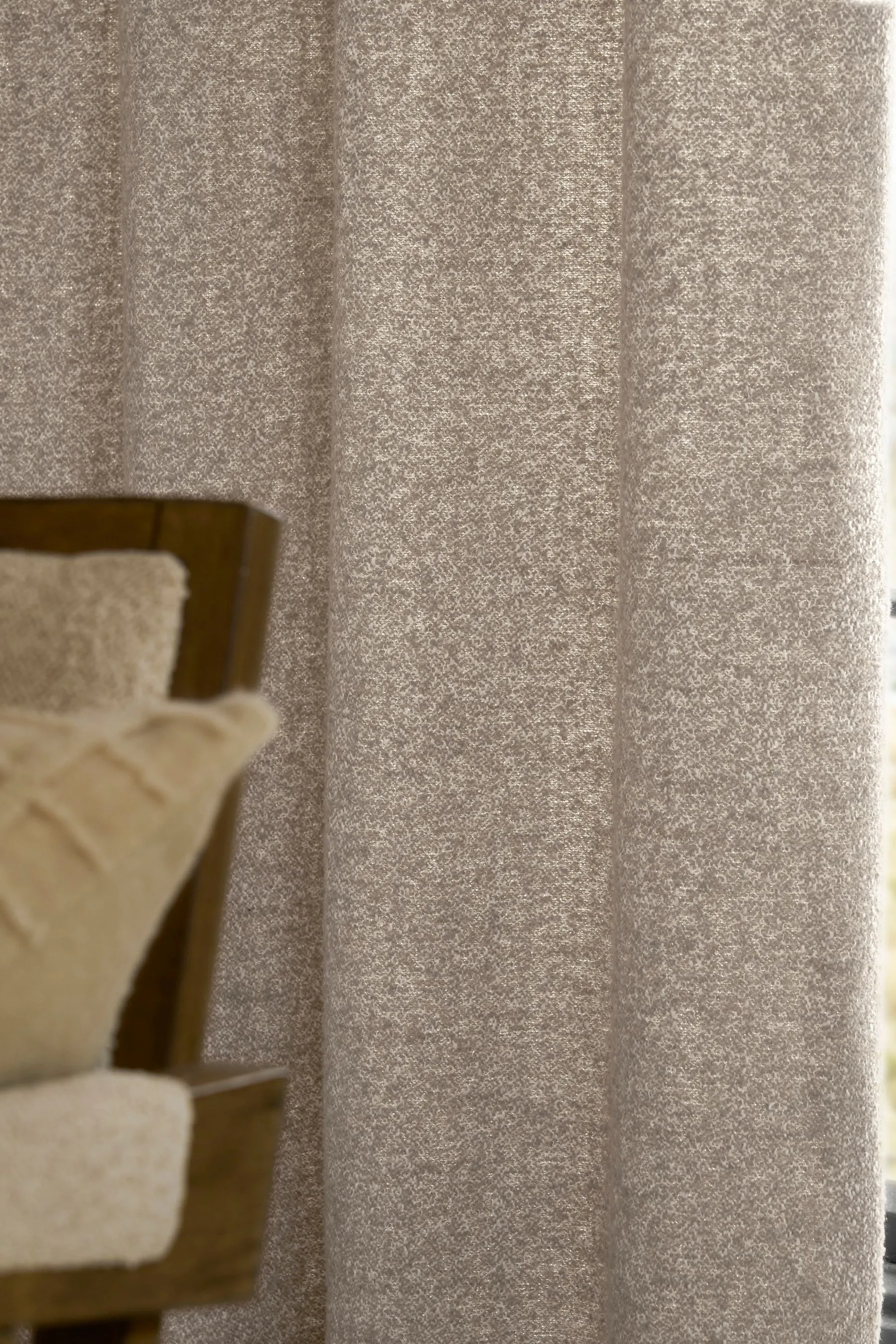 Natural Cosy Texture Super Thermal Eyelet Curtains