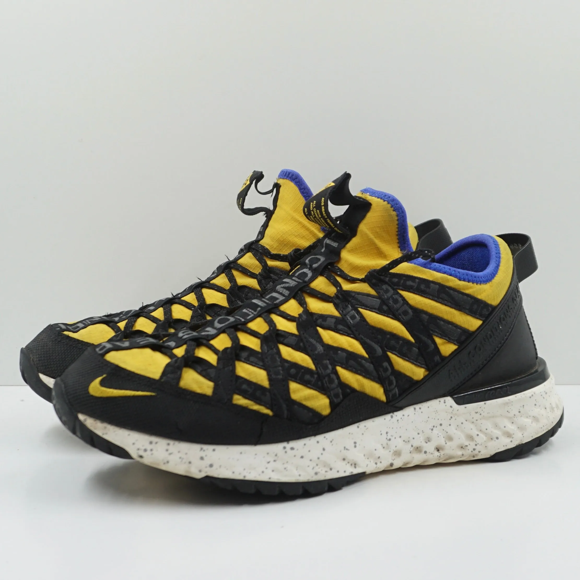 Nike ACG React Terra Gobe Amarillo