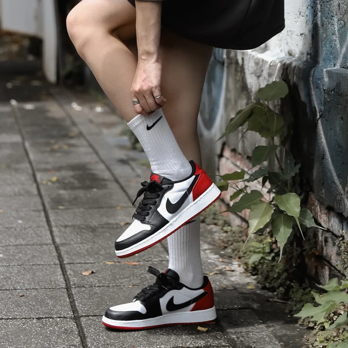 Nike Air Jordan 1 Low OG Black Toe (Women's) [CZ0858-106]