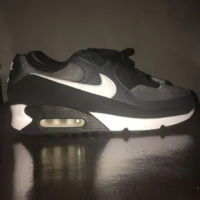 Nike Air Max 90 Black and White