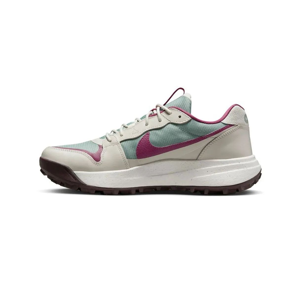 Nike Men's ACG Lowcate