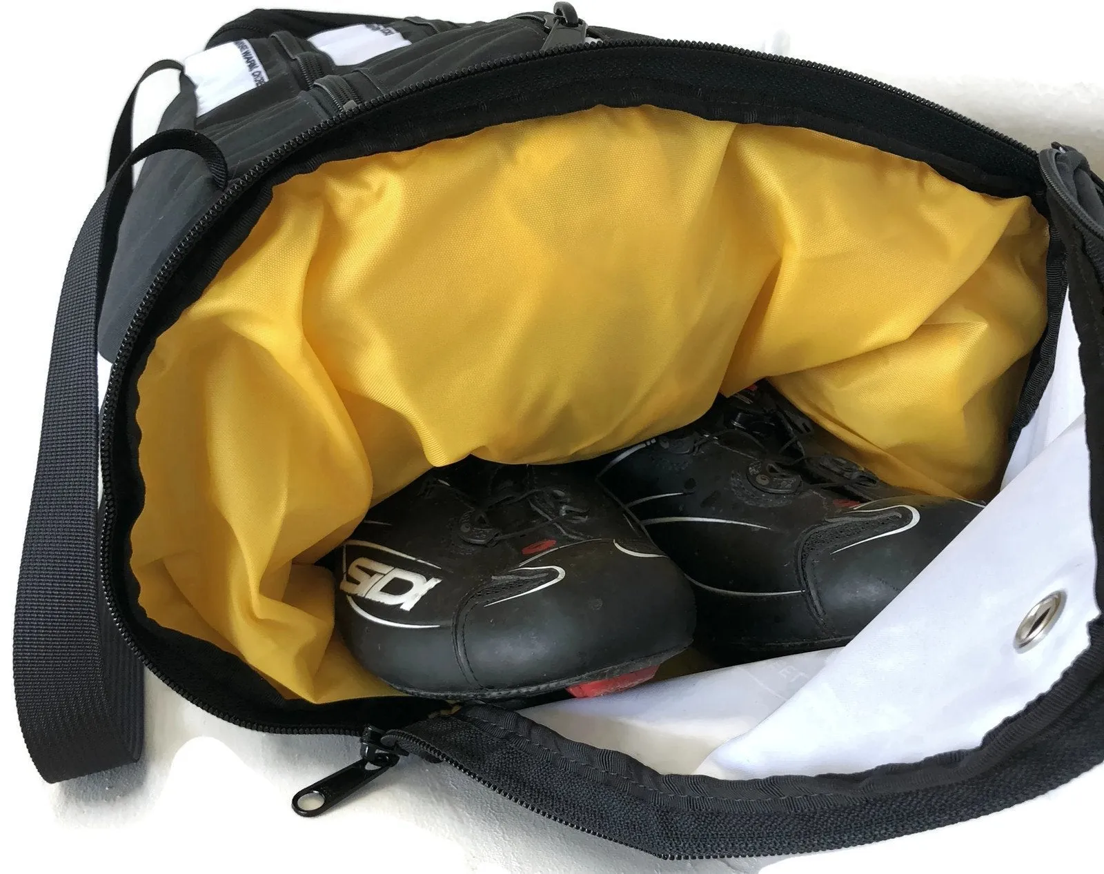 NYPD 2023 CYCLING RACEDAY BAG