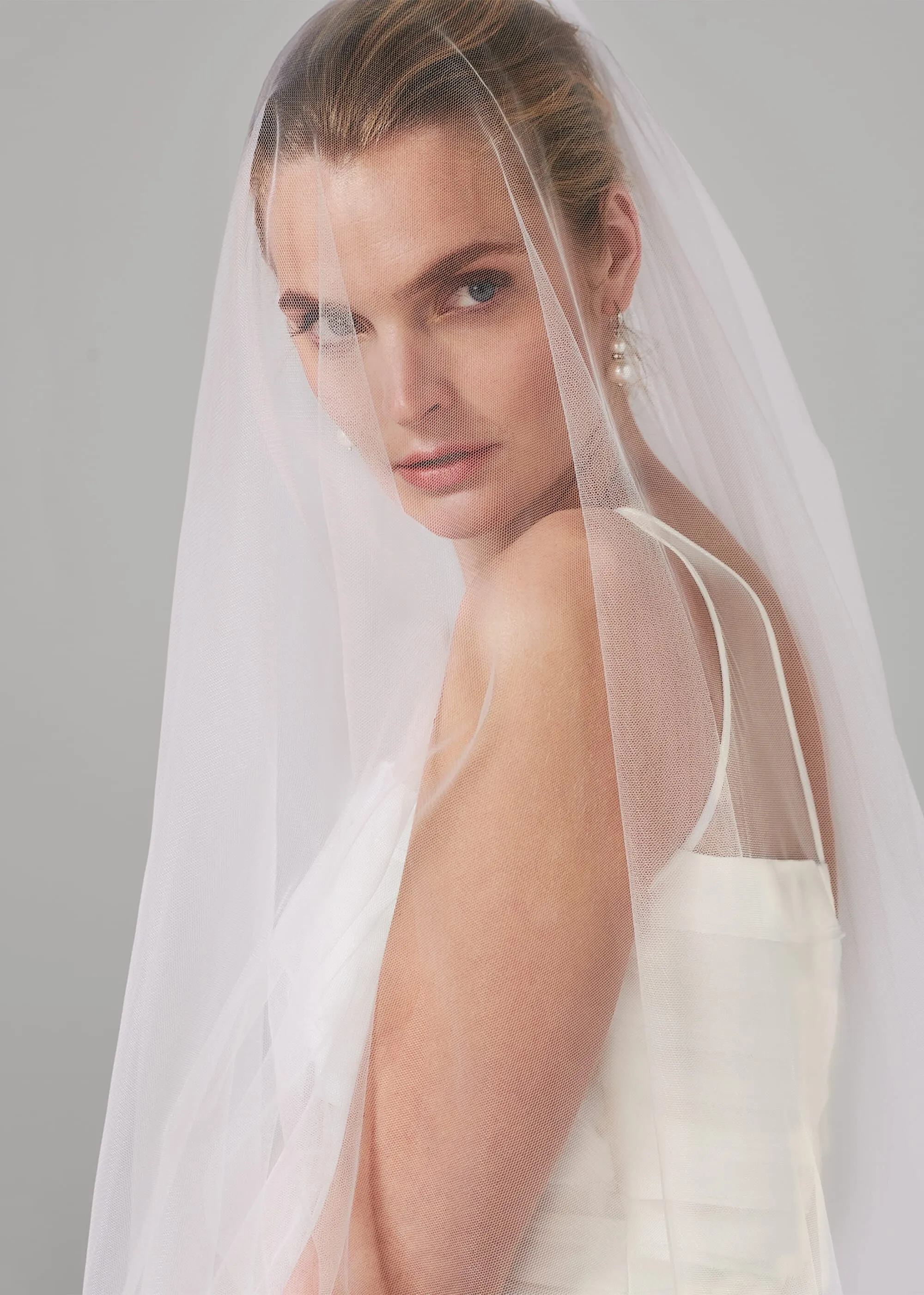 Poppy Short Veil