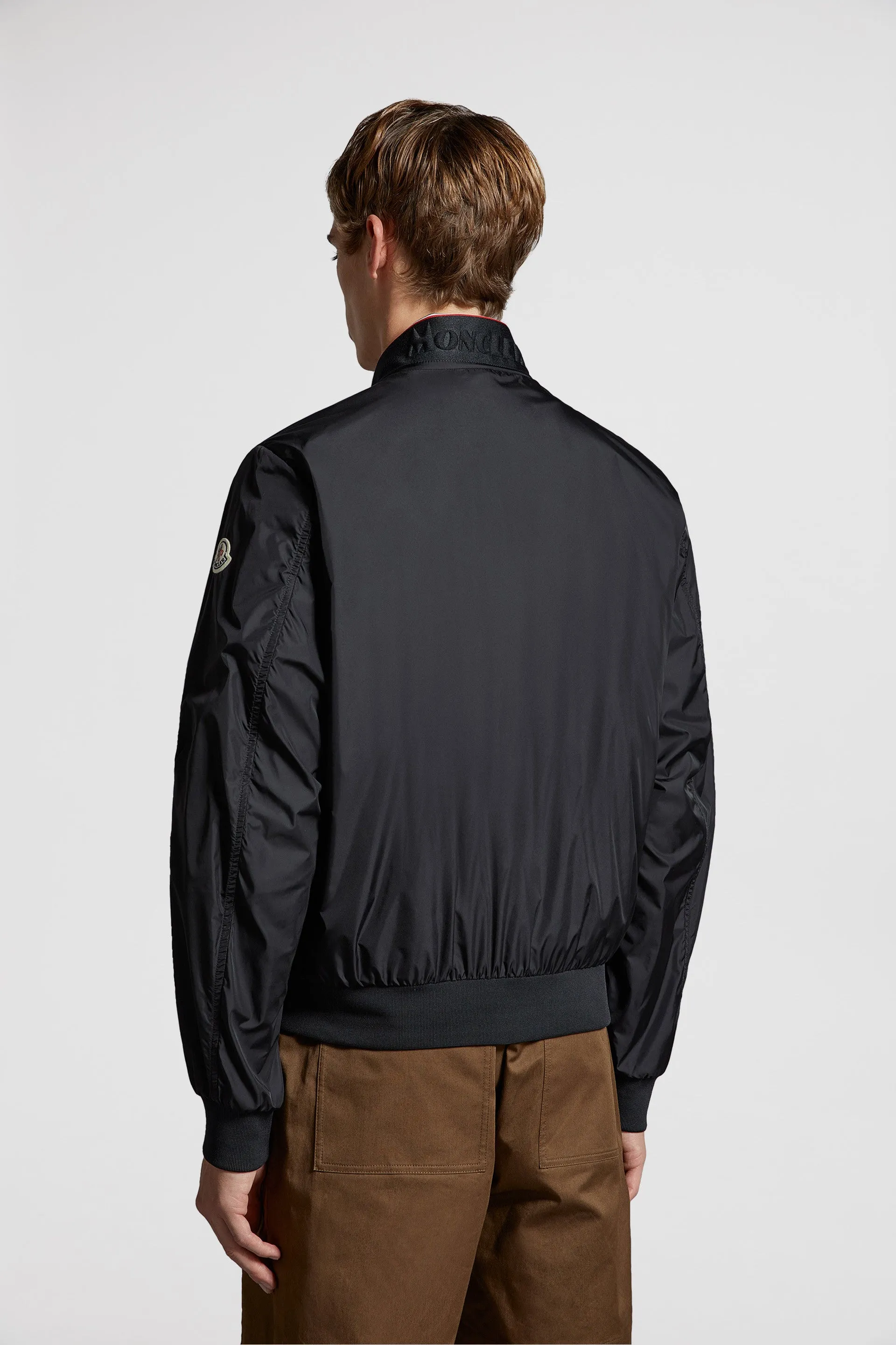 Reppe Black Windbreaker