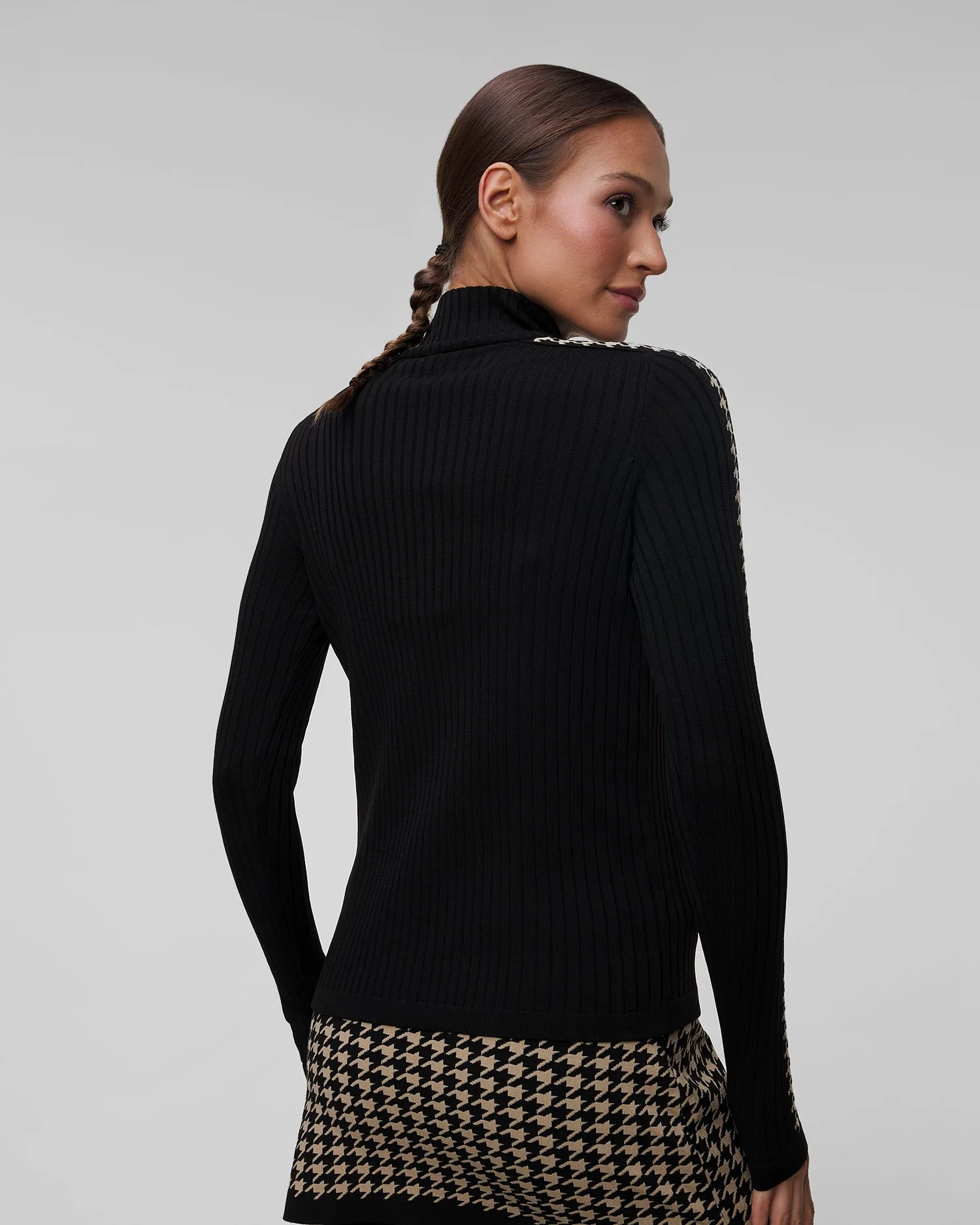 Women's black technical turtleneck Newland Lisitea N46396-145